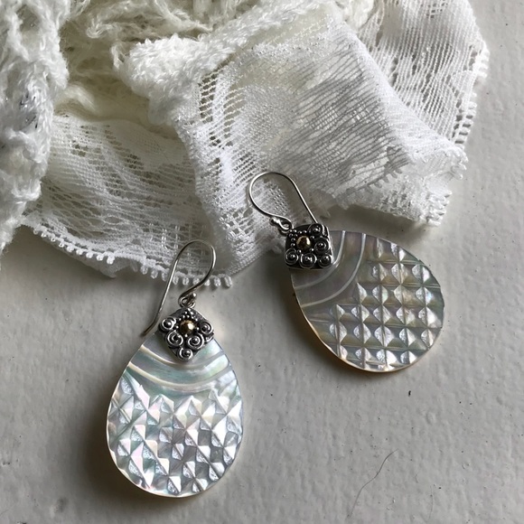 Bali Designs by Robert Manse Jewelry - ❤️ BALI DESIGNS Carved Mother Of Pearl Earrings